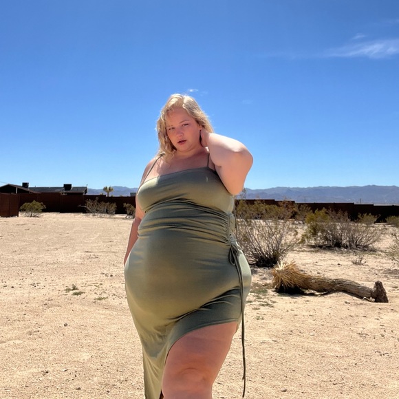 Cecilia's Closet (@ceciliaxemily) | Poshmark